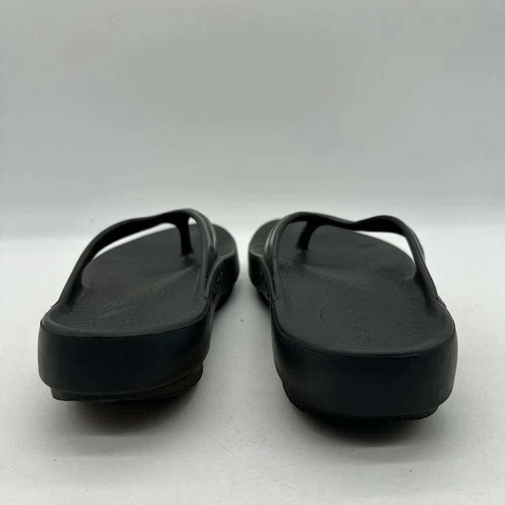 OOFOS Womens US Size 9 / EU 40 OOlala Matte Black Flip Flops Recovery Sandals